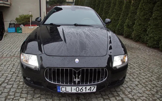 wołów Maserati Quattroporte cena 79000 przebieg: 83000, rok produkcji 2010 z Wołów